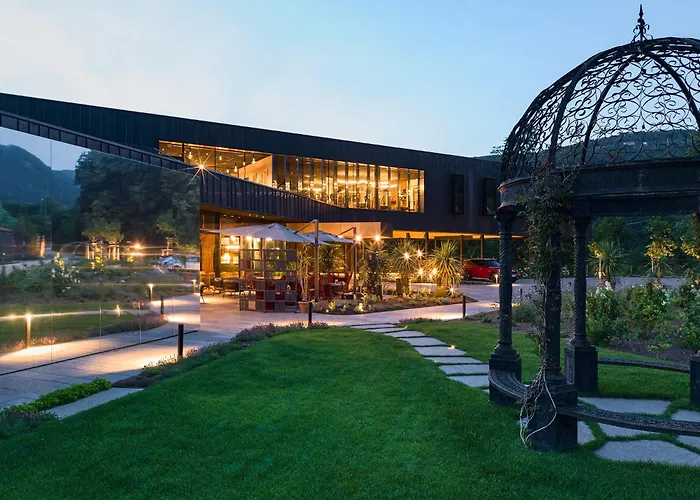 Manna Resort
